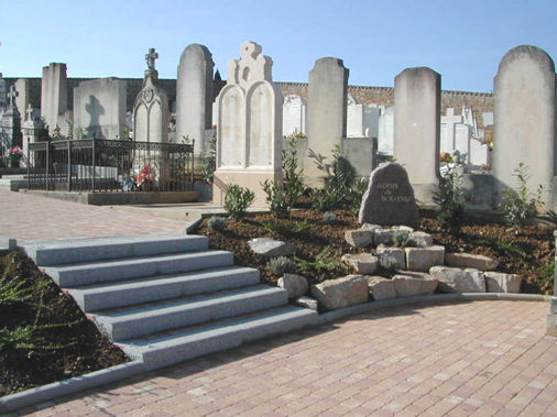 escalier pierre cimetière